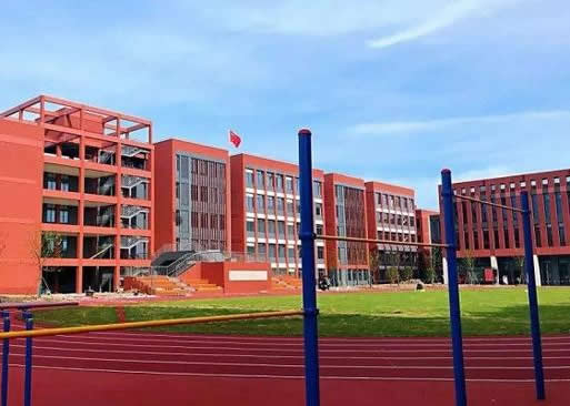 泰安药材技校