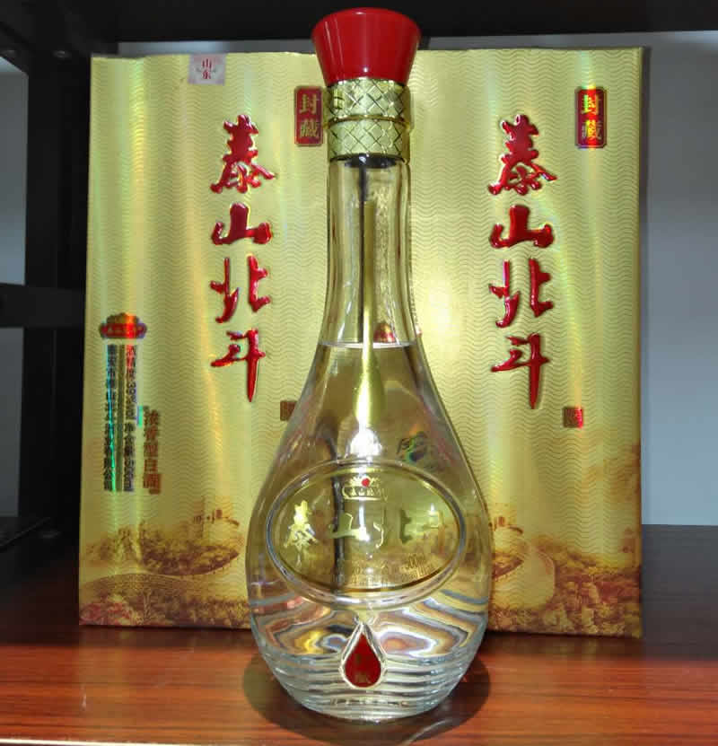 泰山北斗酒