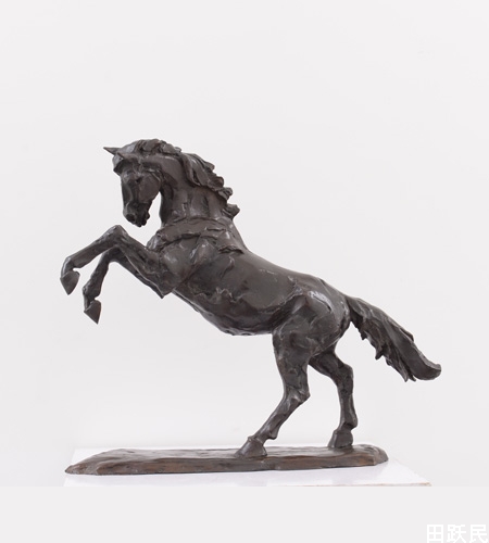 经典雕塑-马-产品-田跃民雕塑艺术网