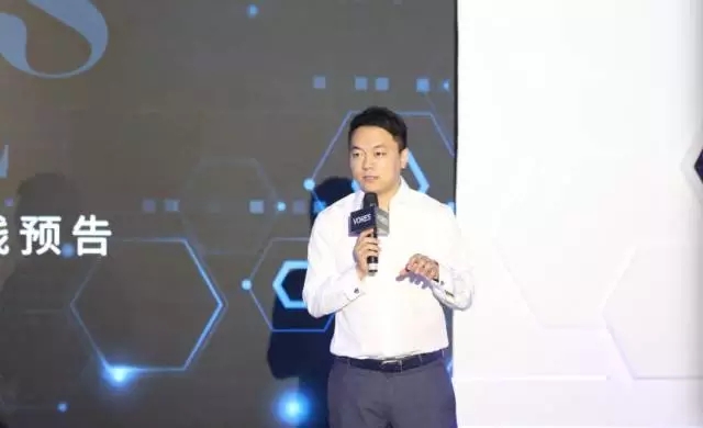 新光控股集团总裁 虞江波先生