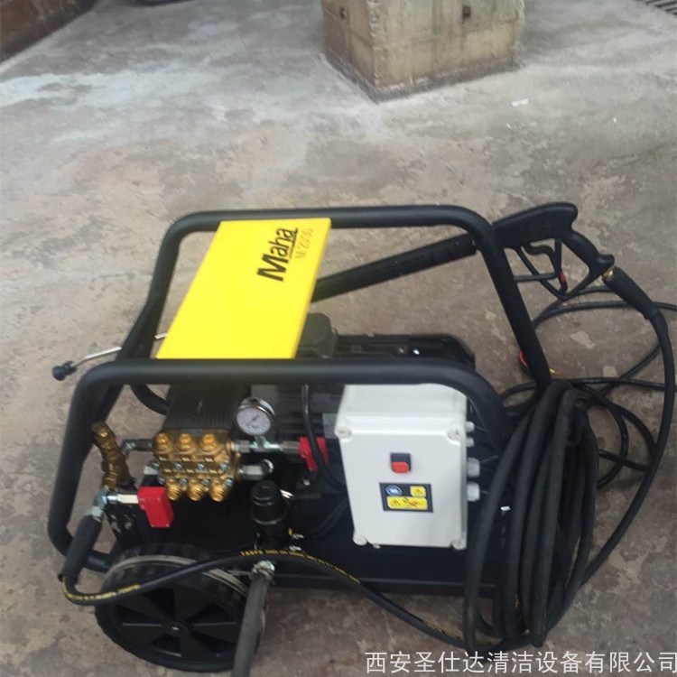 MAHA马哈高压清洗机M28/18在西安某建筑工地运用