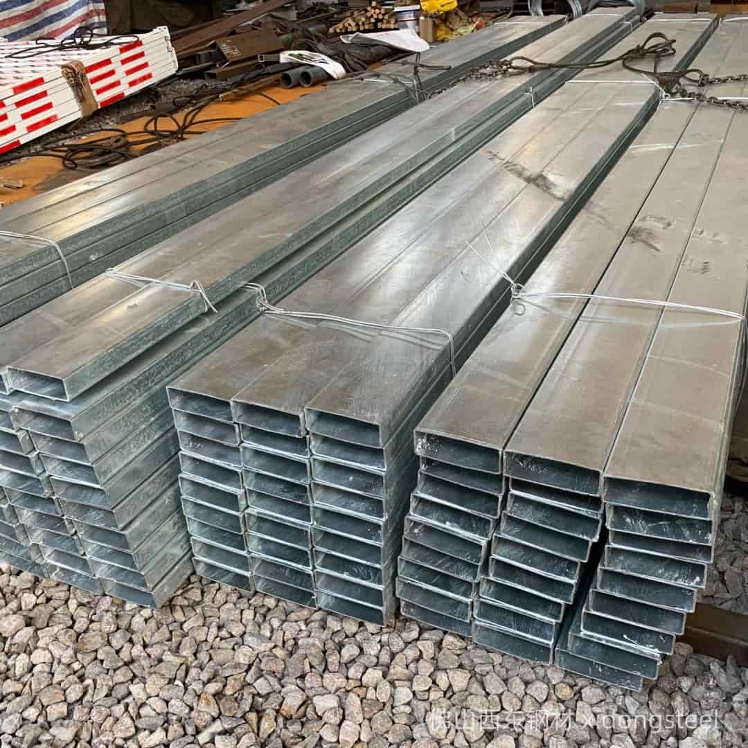 100*30*3.25方管实物图片