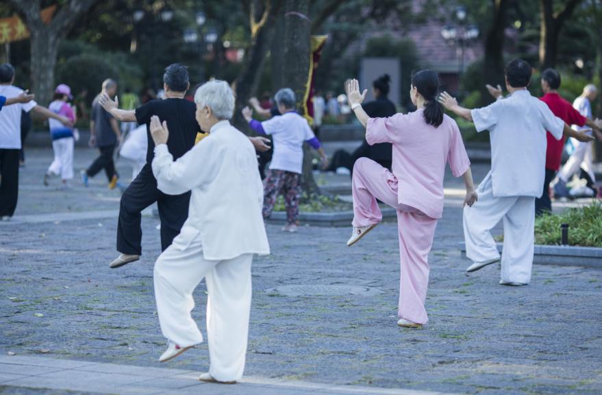 银龄世界#助力养老助餐服务全面启动，不容错过的政策红利一定要抓住